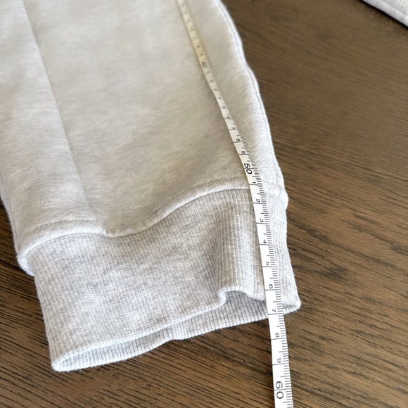 ☑️LULULEMON SCUBA CROPPED 7/8 JOGGER LIGHT GRAY XXS - Picture 7 of 8